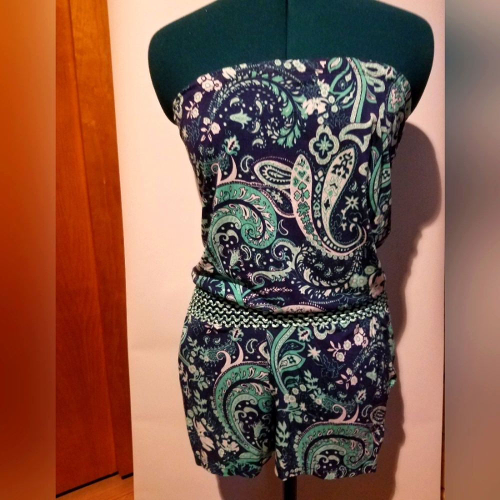 NWOT Lascana for Venus Strapless Paisley Romper, Size Xsmall